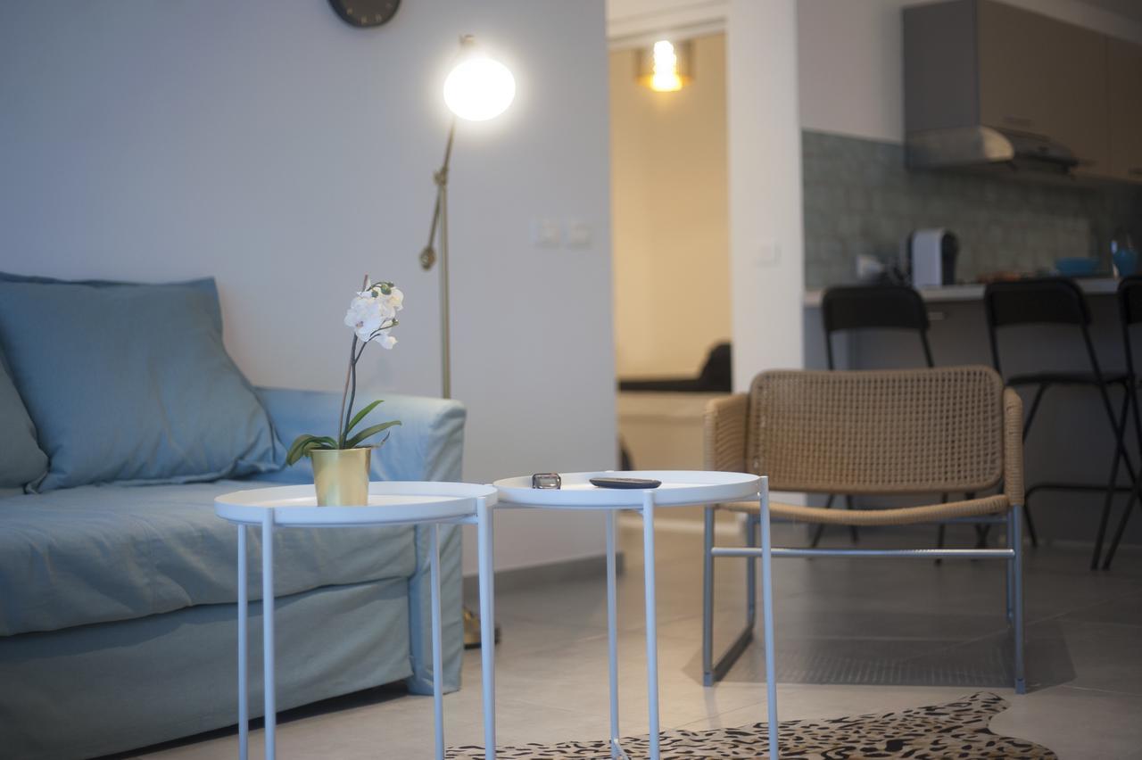 Luxury 2 Bedrooms Apartments Rothschild + Balcony Тель-Авив Экстерьер фото